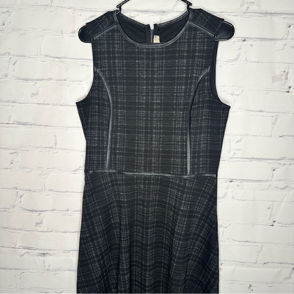 Loft black & grey size 8 dress‎